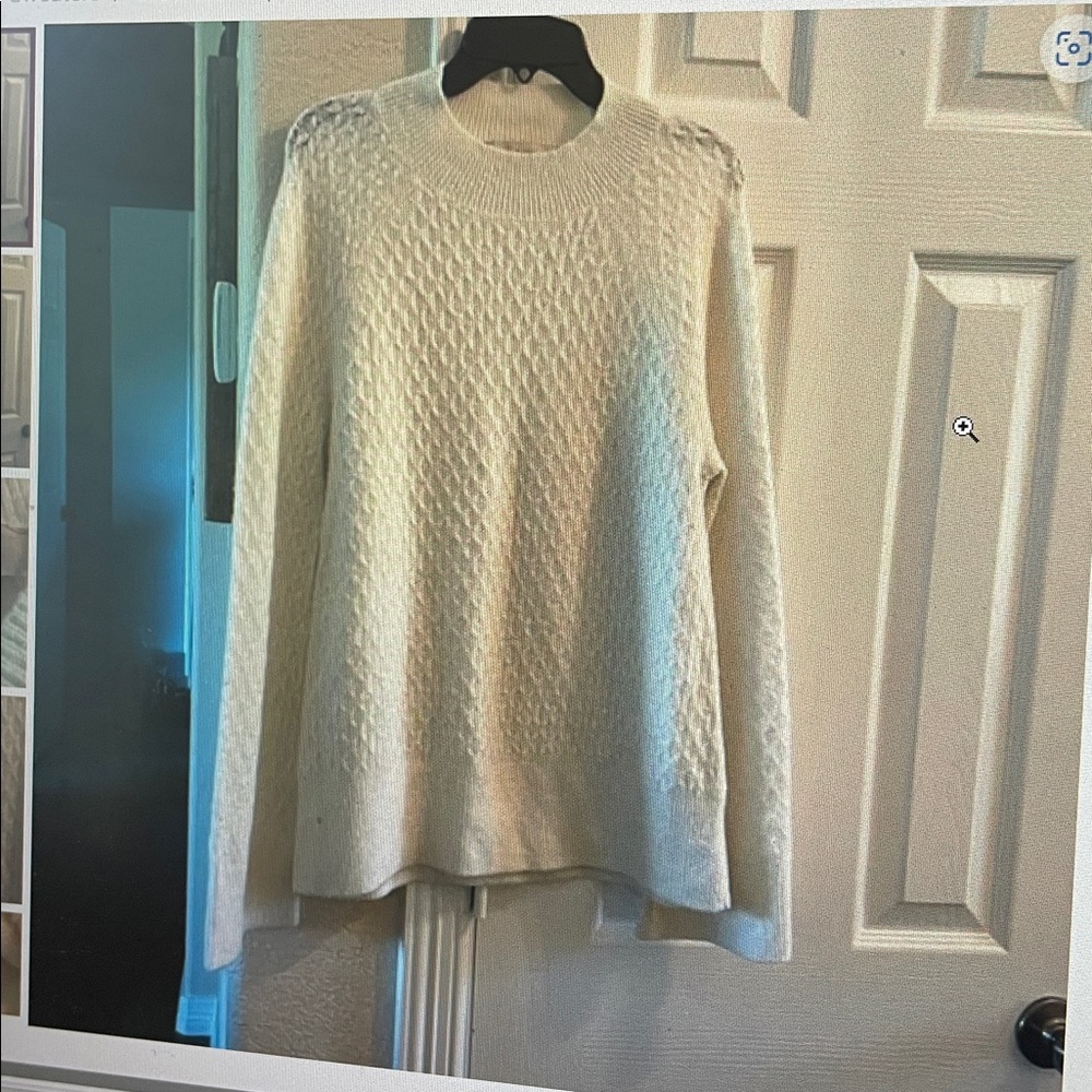 LOFT cream Pull On sweater S